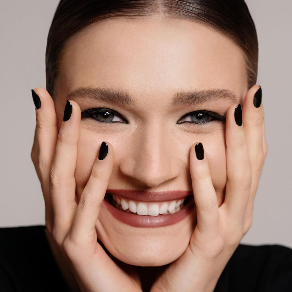 Inglot Kohl Pencil 01 Eye liner Black - sheesha