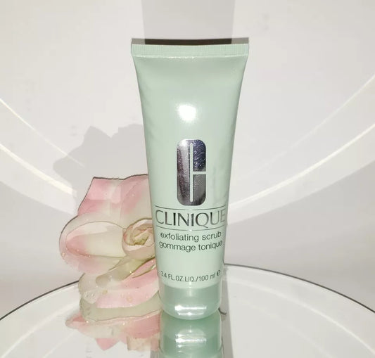 Clinique Exfoliating Scrub 100ml - sheesha