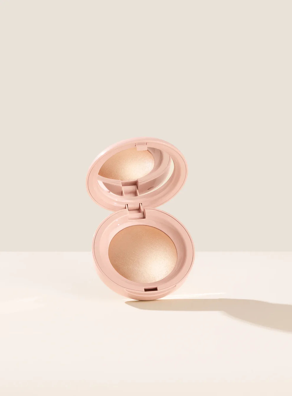 Rare Beauty Positive Light Silky Touch Highlighter – Radiant Glow with a Weightless Finish