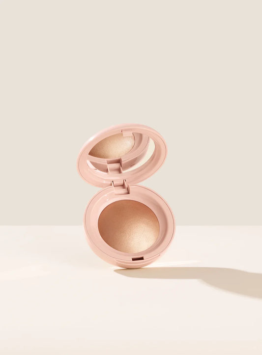 Rare Beauty Positive Light Silky Touch Highlighter – Radiant Glow with a Weightless Finish
