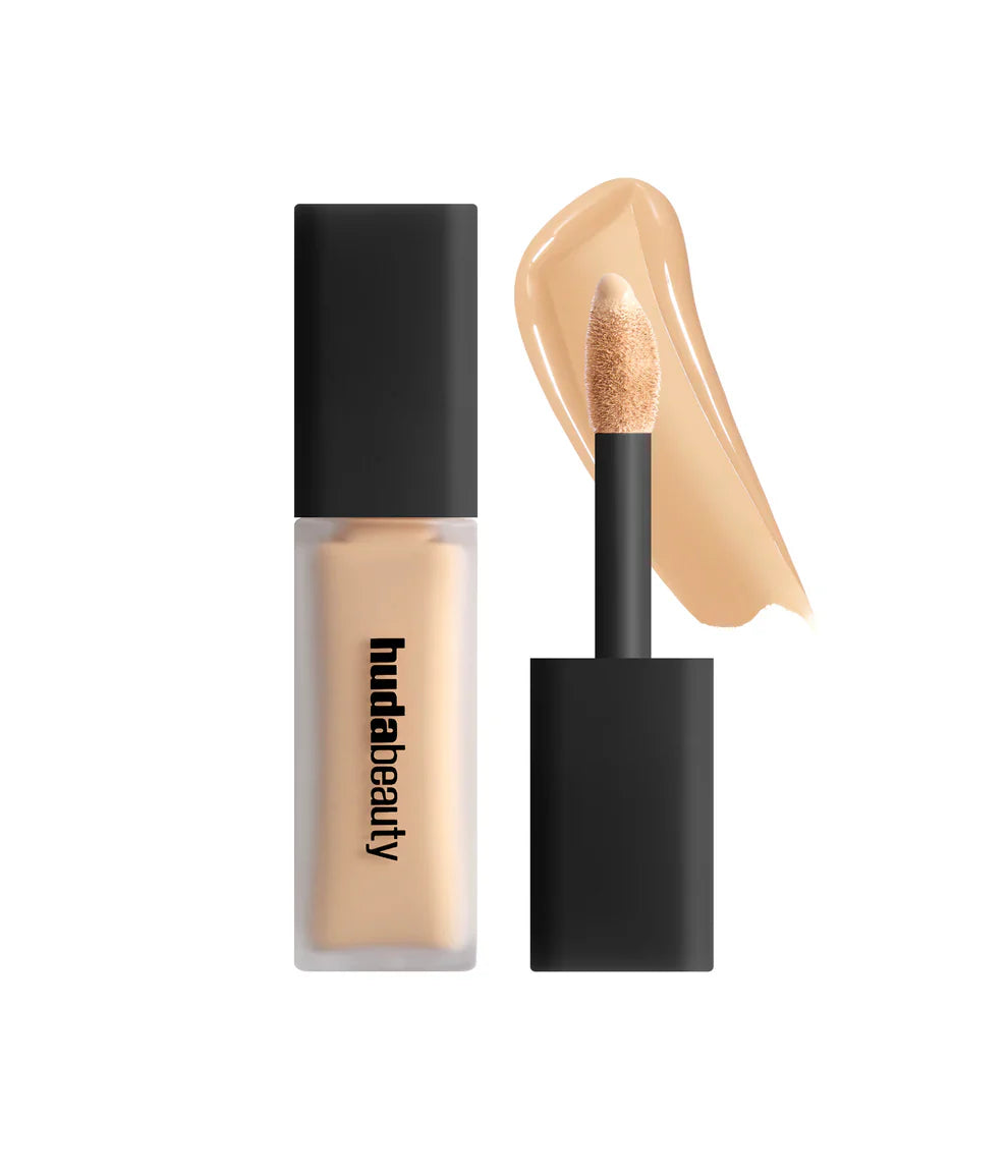 Huda Beauty Faux Filter Luminous Matte Liquid Concealer