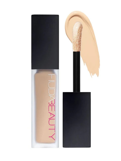 Huda Beauty Faux Filter Luminous Matte Liquid Concealer