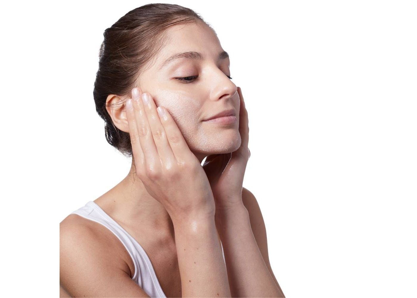 CeraVe Foaming Facial Cleanser - sheesha
