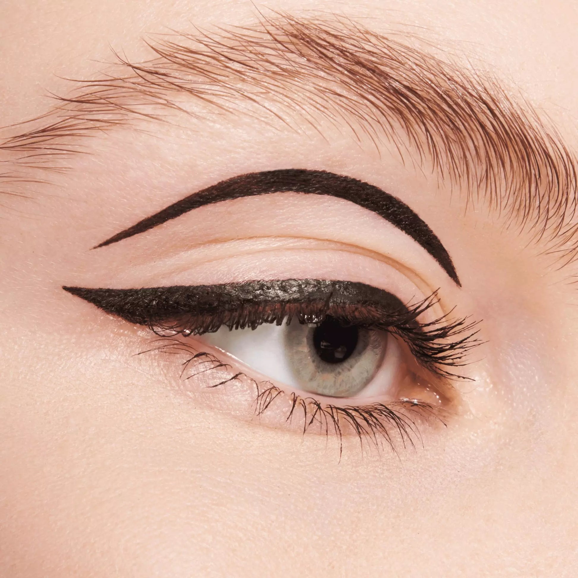 Essence Eyeliner Pen Waterproof - sheesha