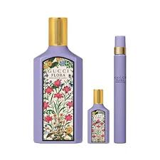 Gucci Flora Gorgeous Magnolia Perfume Gift Set for Women
