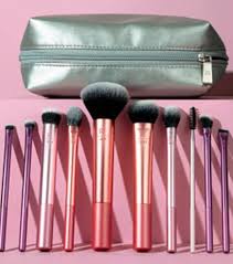 Real Technique face+eye+Cheek Brush Set - sheesha