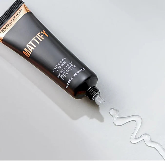Makeup Revolution Mattify Matte & Fix Makeup Primer 28ml